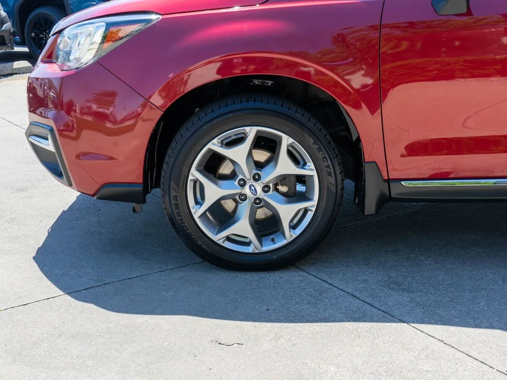 Used 2018 Red Subaru 2.5i Touring image 31