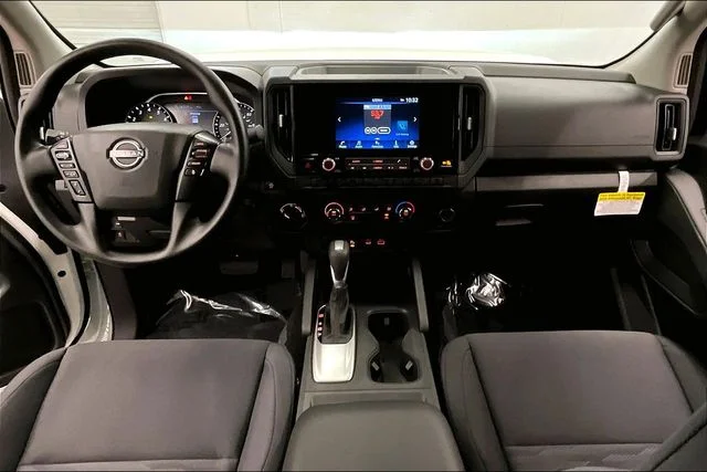 New 2026 Glacier White Nissan S image 6