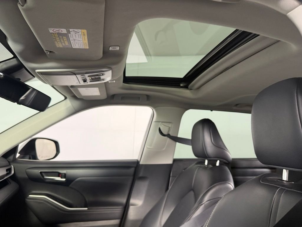 Certified Used 2025 Silver Toyota XLE image 24