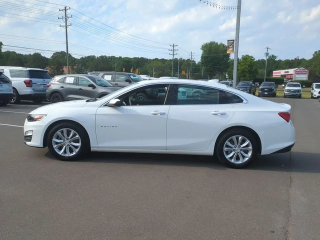 Used 2024 White Chevrolet LT image 10