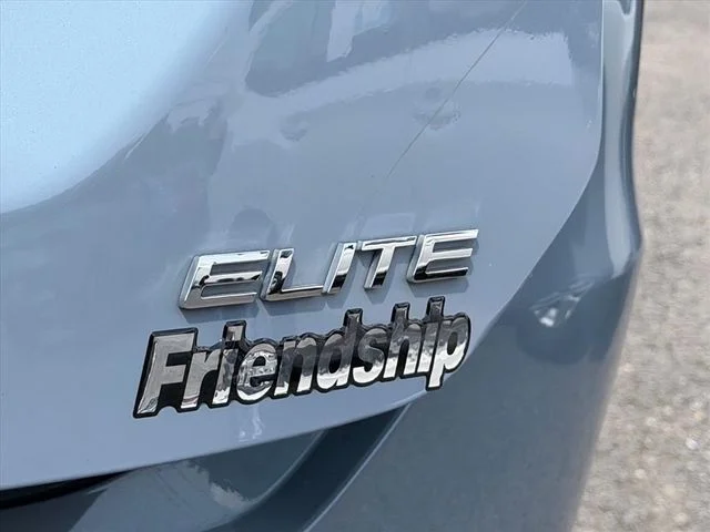 Used 2023 Blue Honda Elite image 7