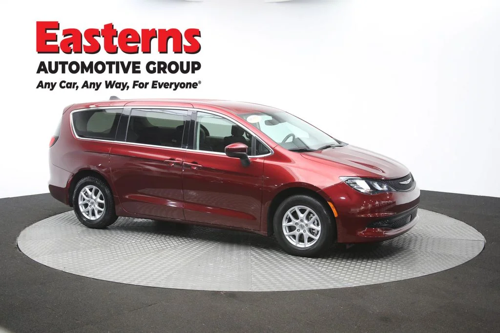 Used 2023 Red Chrysler LX image 47