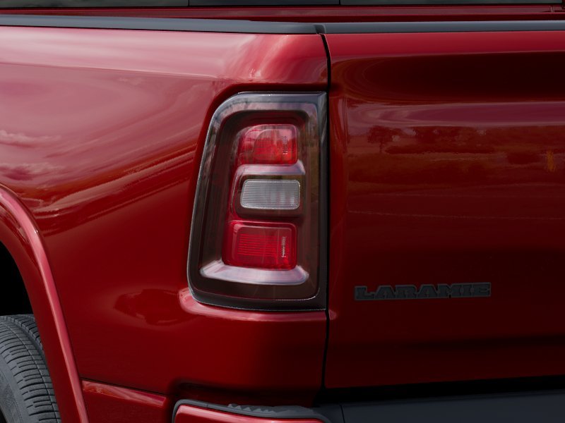 New 2026 Molten Red Pearl-Coat Exterior Paint RAM Laramie image 5