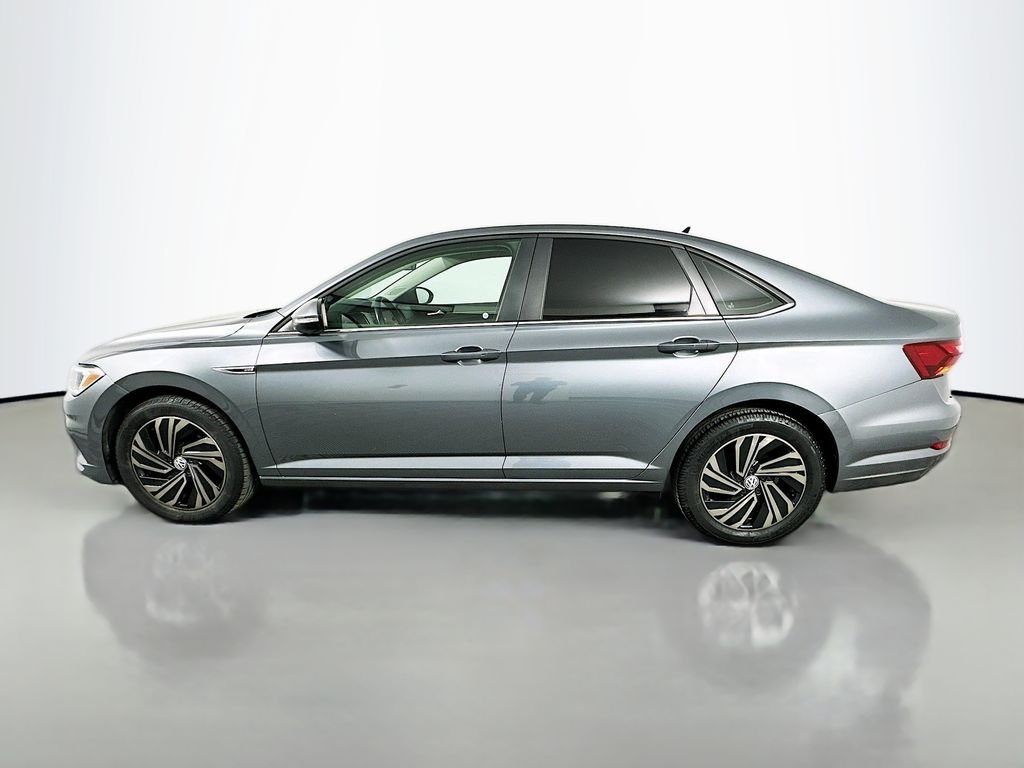 Used 2019 Platinum Gray Metallic Volkswagen SEL Premium image 8