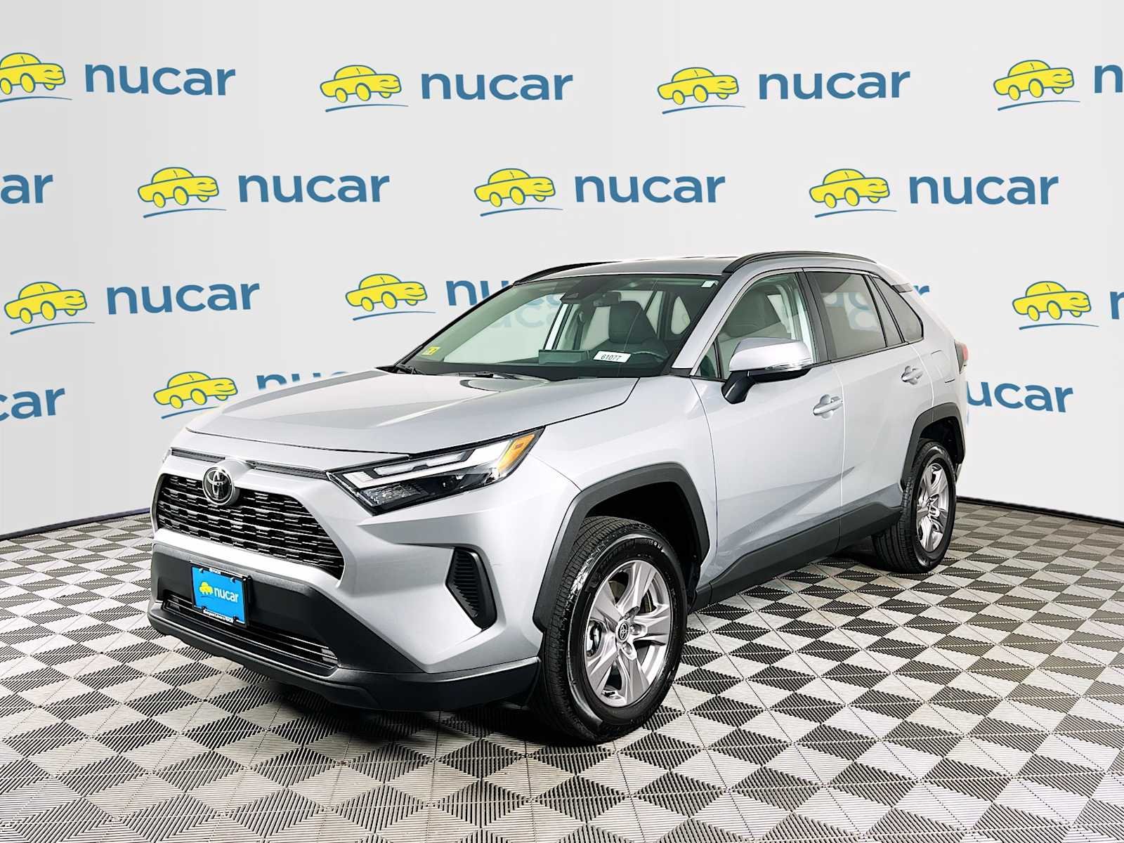 Used 2025 Silver Sky Metallic Toyota XLE image 3