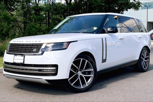 2025 Land Rover Range Rover SE