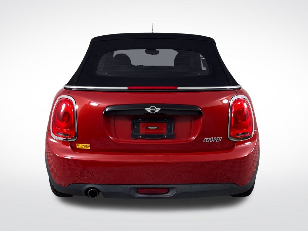Used 2016  MINI Base image 4