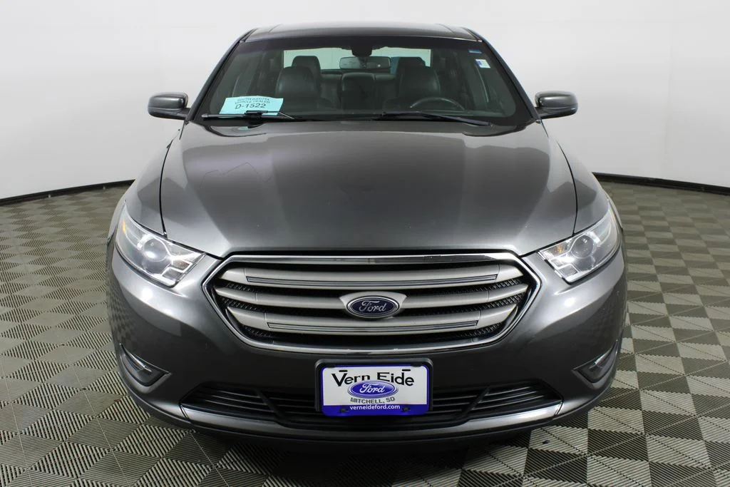 Used 2017 Ford Taurus SEL with VIN 1FAHP2E94HG115663 for sale in Mitchell, SD