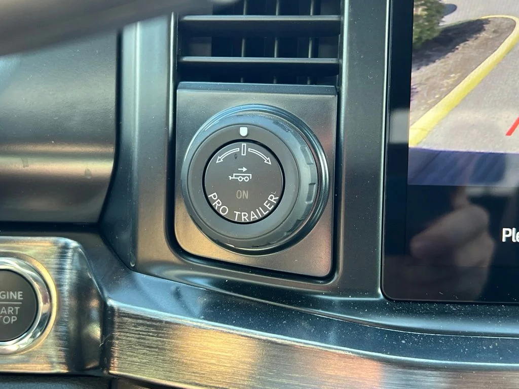 New 2026 Agate Black Metallic Ford F-250® Lariat® image 28