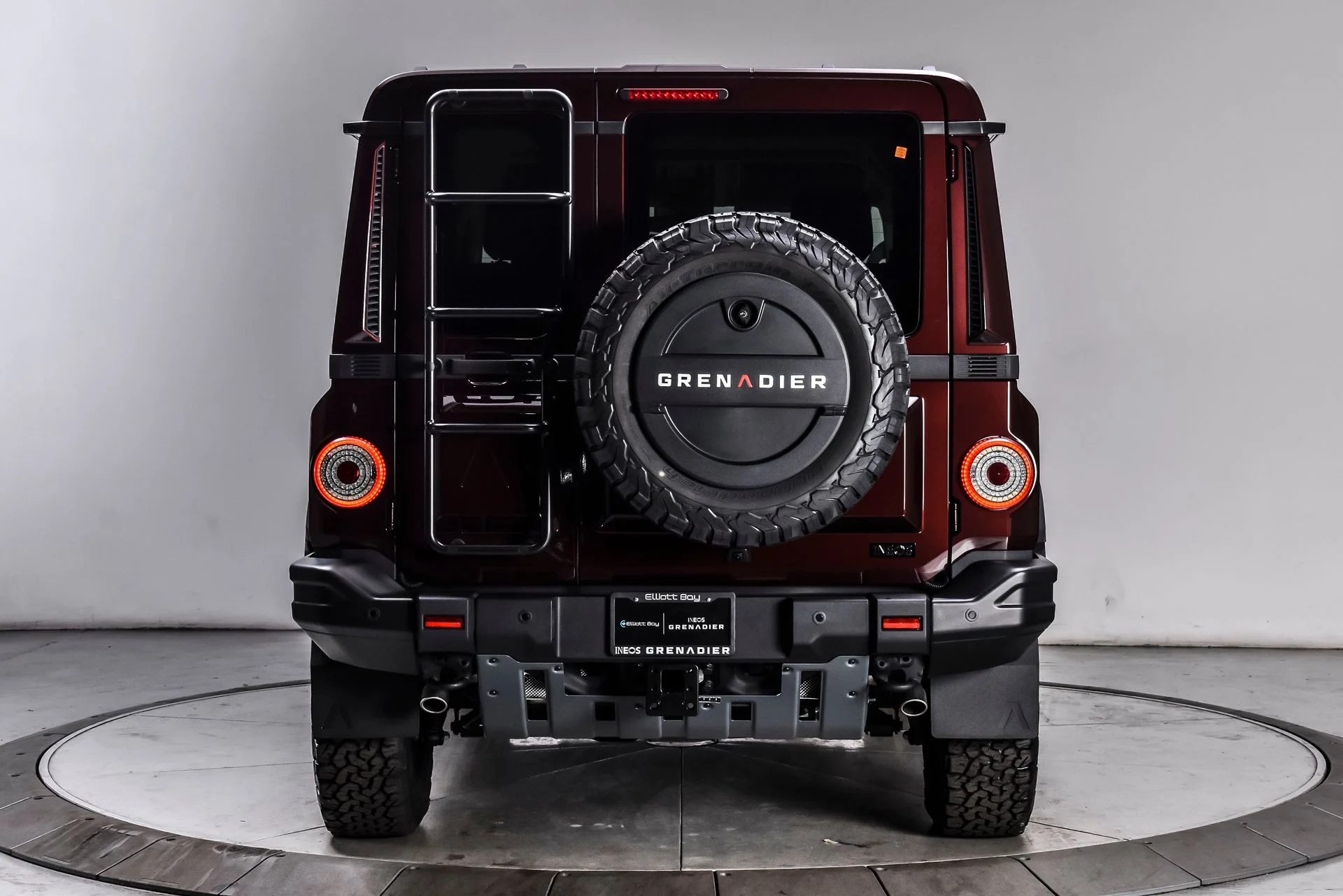 New 2026 Queens Red Metallic INEOS Fieldmaster Edition image 5