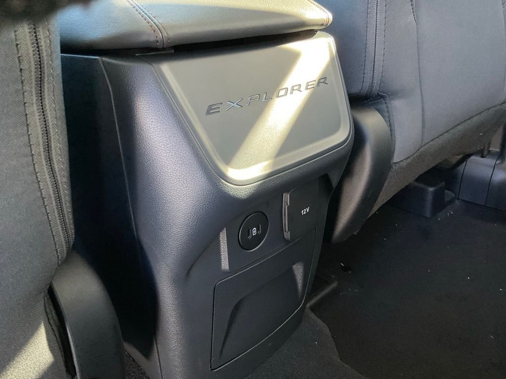 New 2026 Space White Metallic Ford Active image 20
