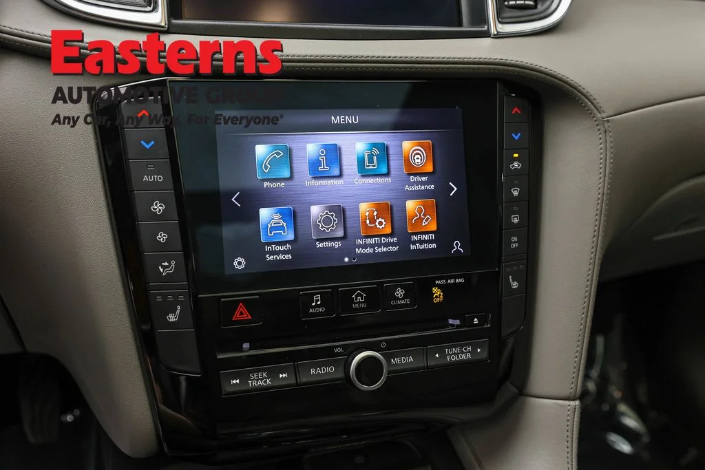 Used 2023 Gray INFINITI LUXE image 20