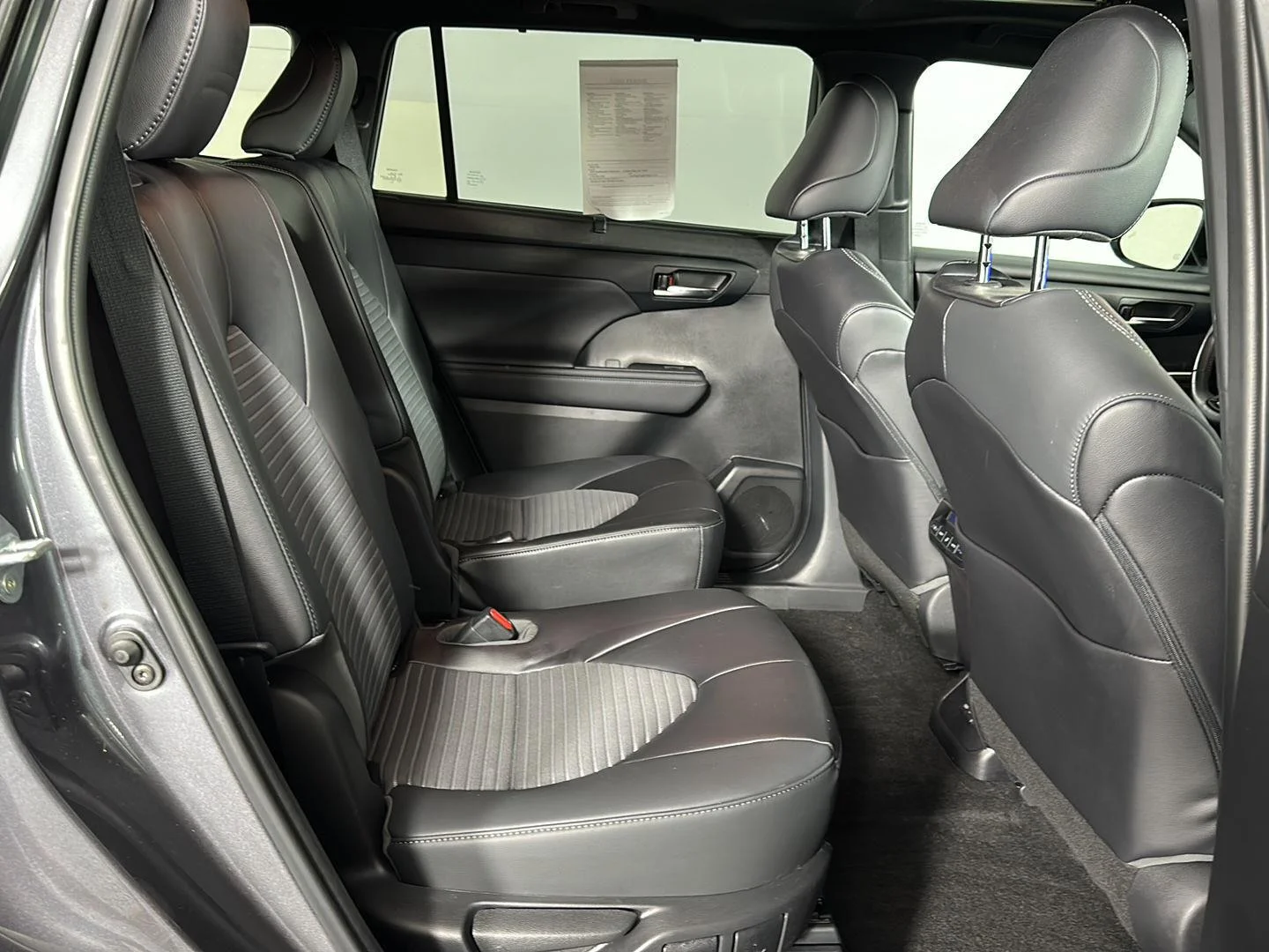 Used 2023 Magnetic Gray Metallic Toyota XSE image 28