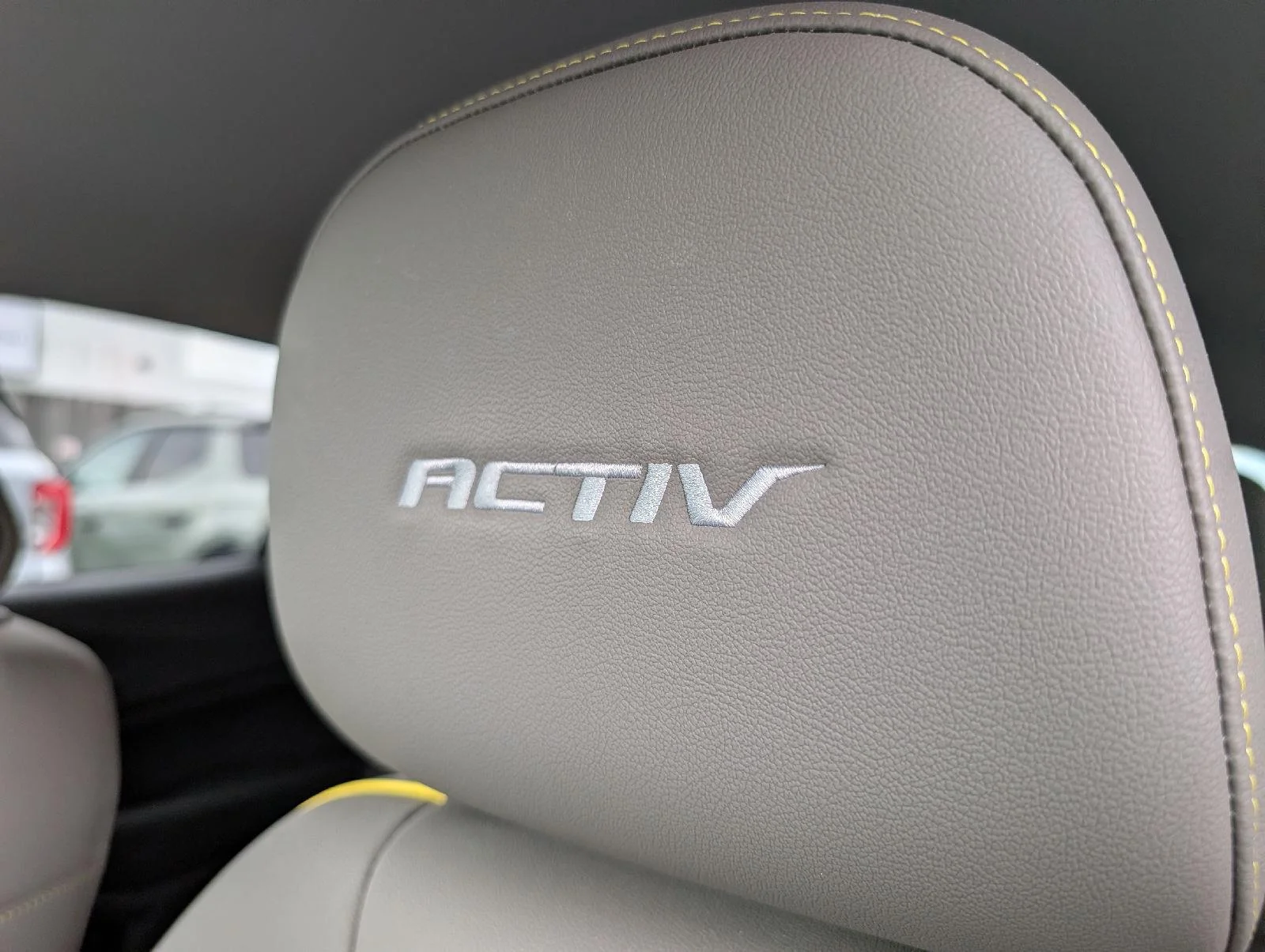 Used 2024 Crimson Metallic Chevrolet ACTIV image 10