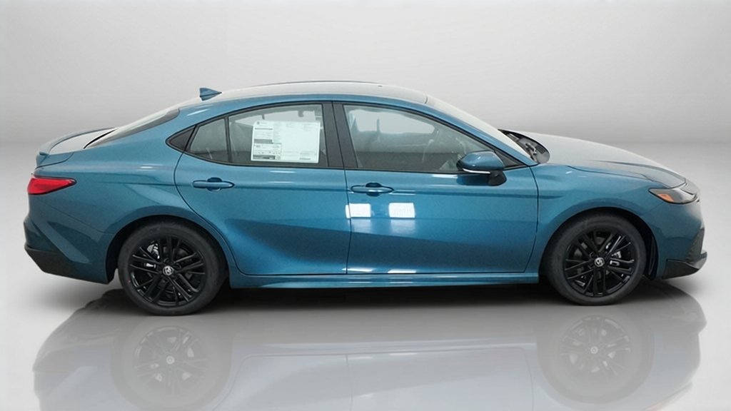 New 2026 Ocean Gem Toyota SE image 7