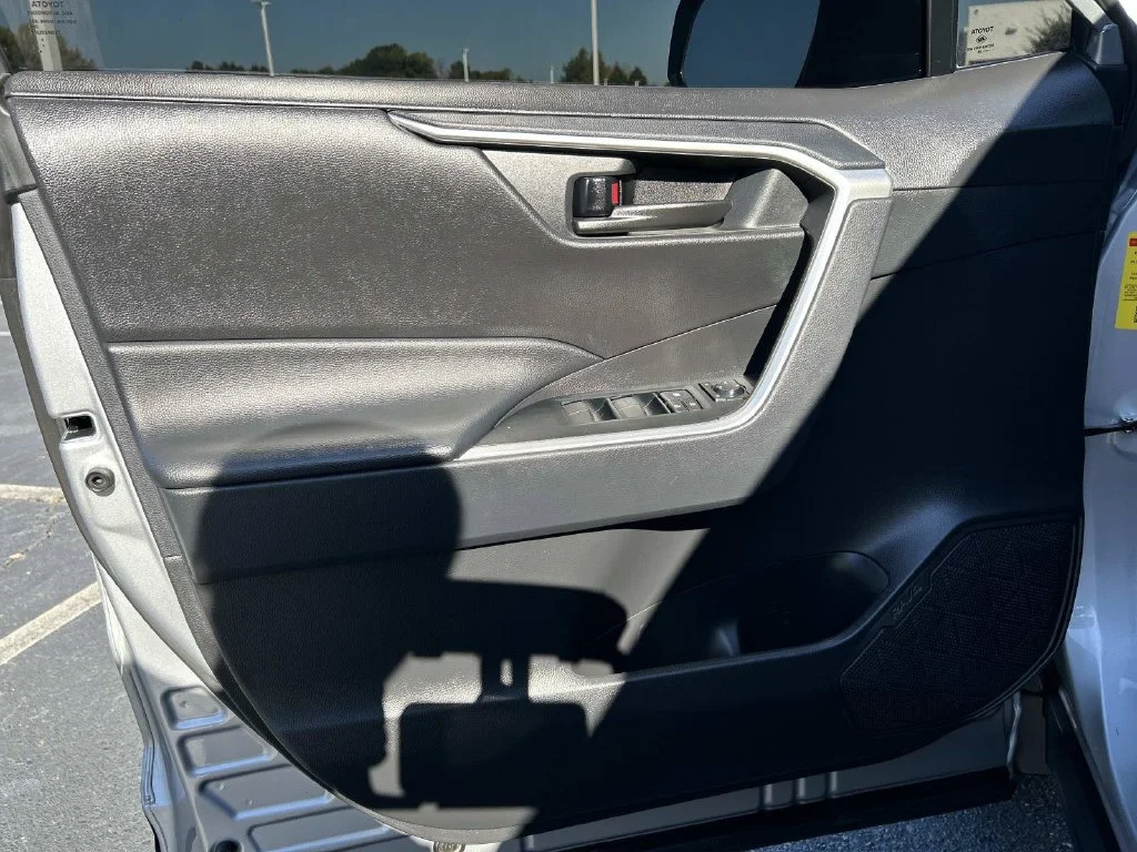 Certified Used 2025 Silver Toyota LE image 20