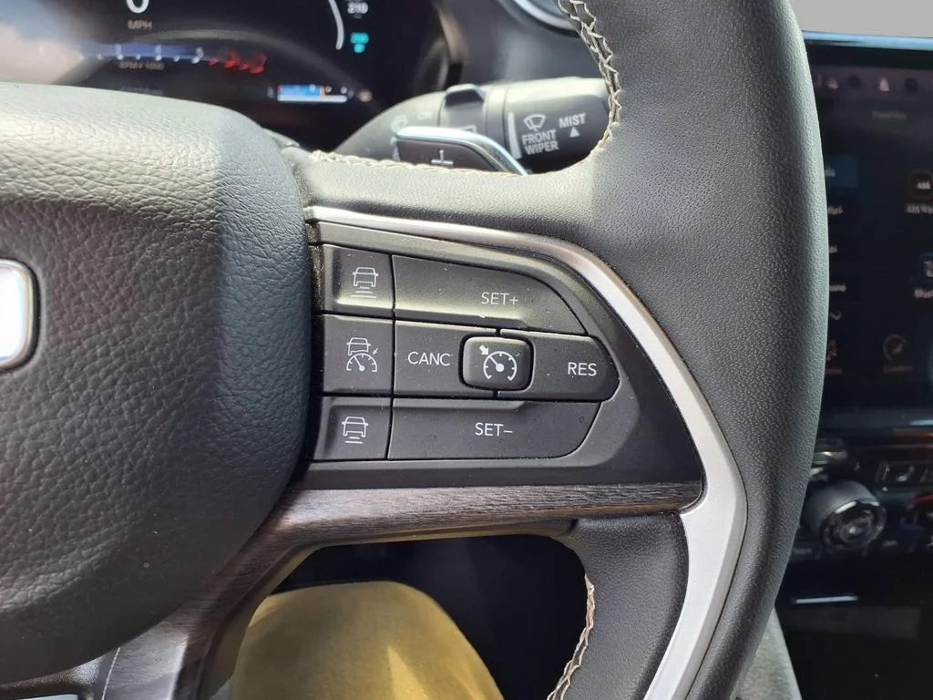 Certified Used 2024 Gray Jeep 4xe image 13