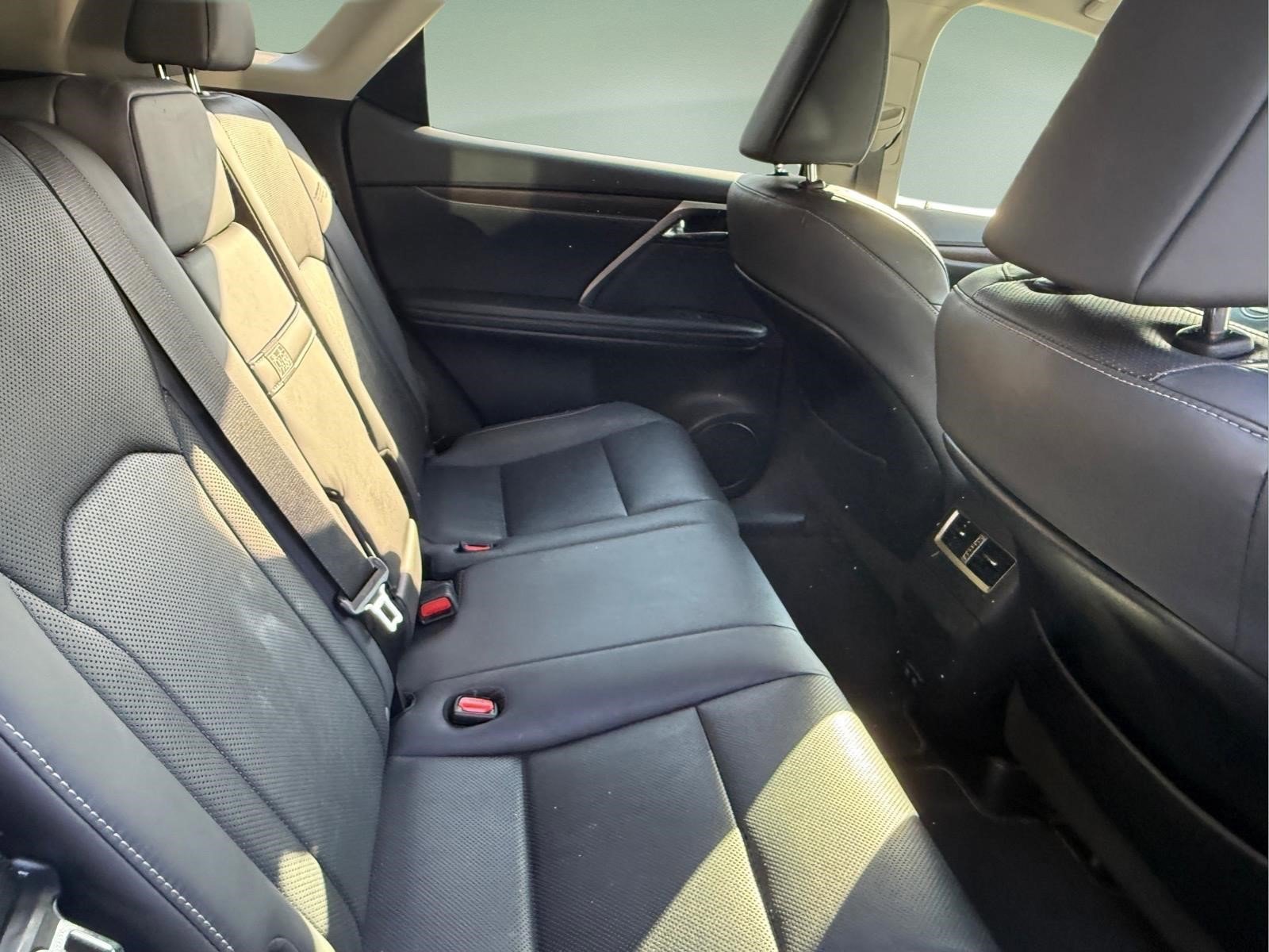 Used 2022 White Pearl Lexus RX 350 image 19