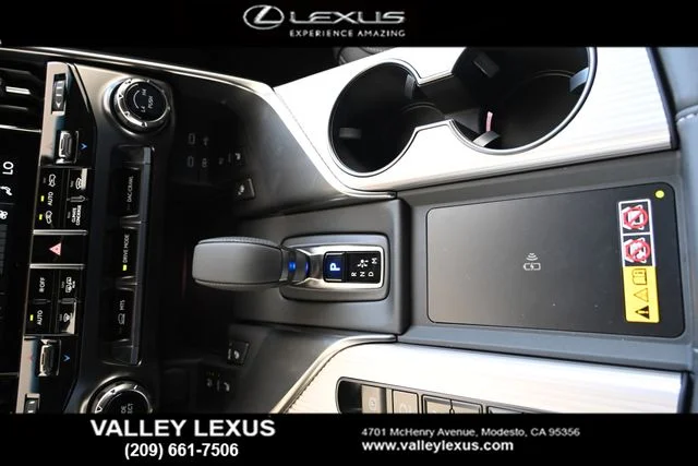 2026 Lexus LX 700h F-Sport - Photo 10