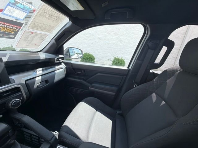 Used 2024 White Toyota SR5 image 39