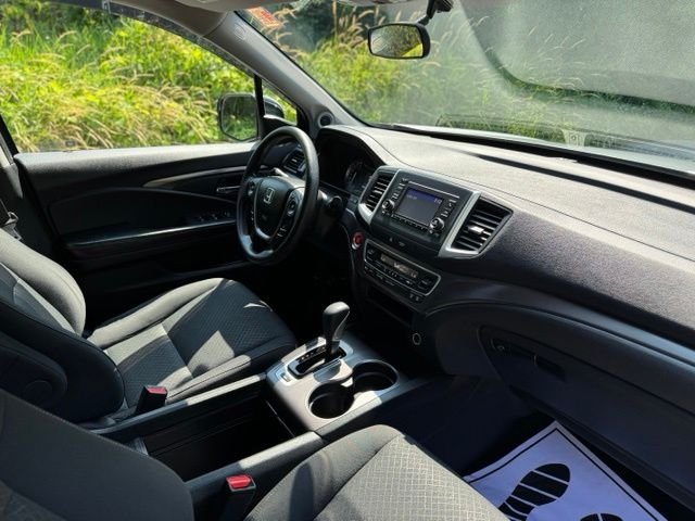 Used 2018 Modern Steel Metallic Honda Sport image 18