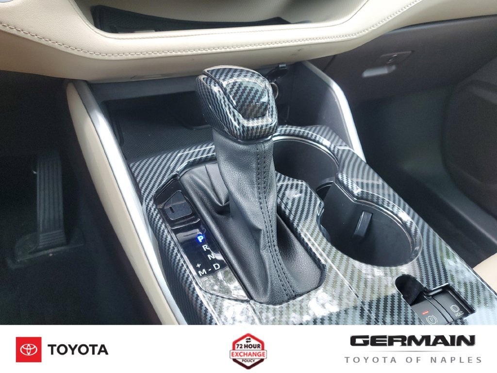 Used 2021 White Toyota XLE image 28