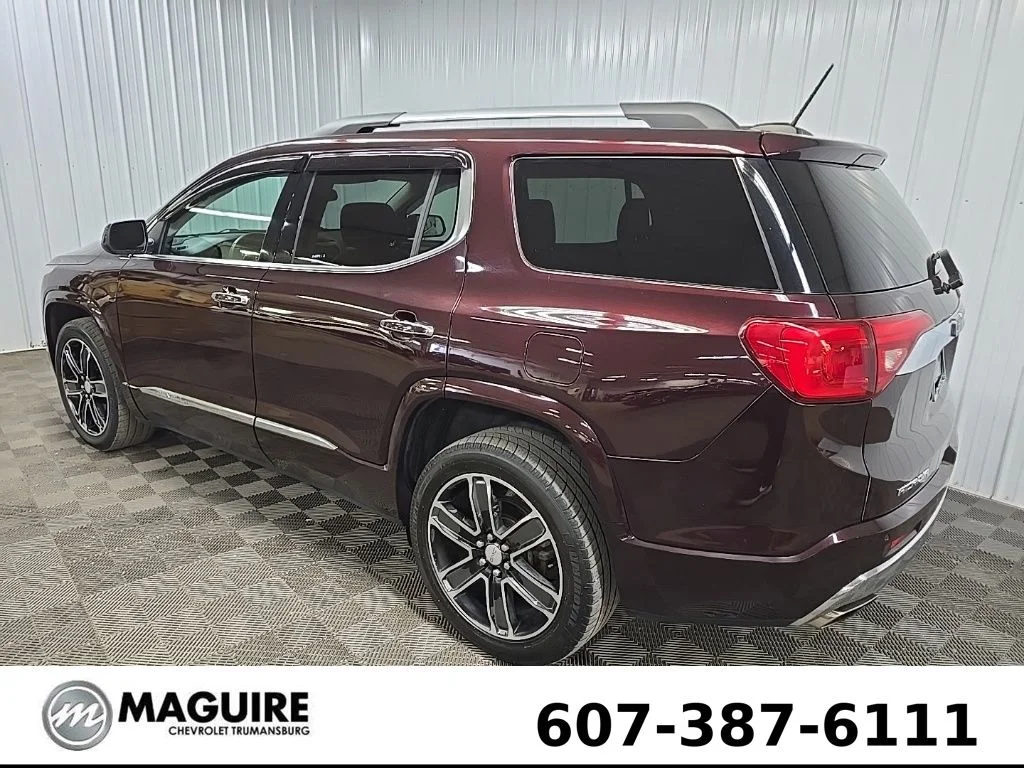Used 2017 Red GMC Denali image 9