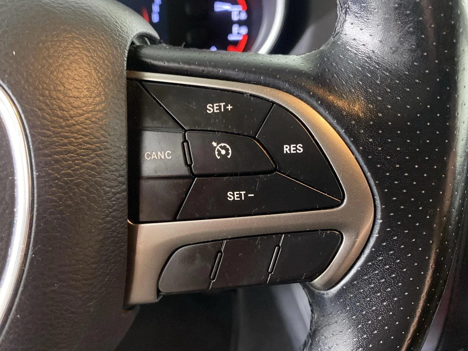 Used 2020 DB Black Clearcoat Dodge SXT Plus image 17