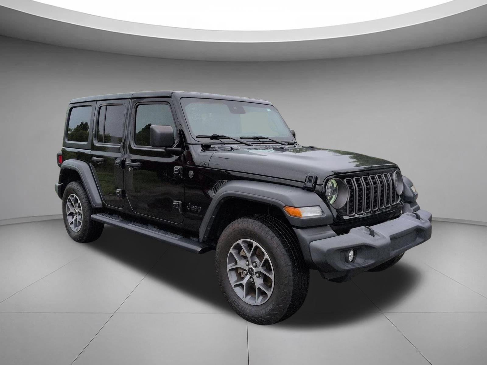 Used 2024 Black Clearcoat Jeep Sport S image 7