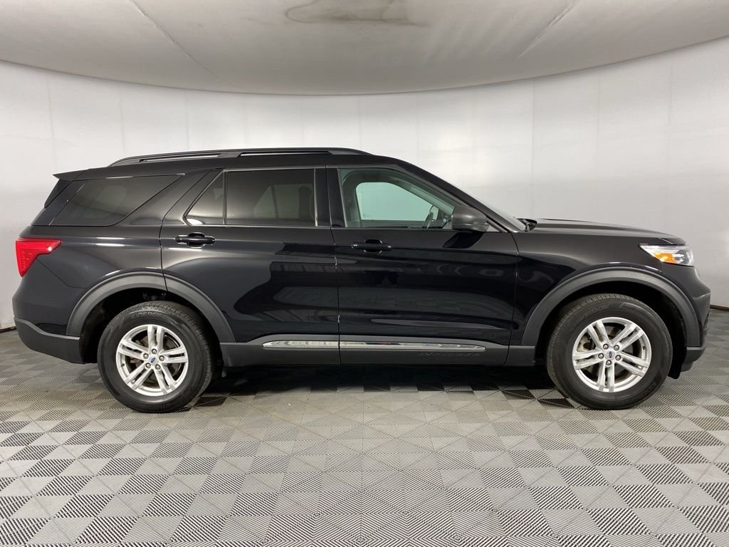 Used 2023 Black Ford XLT image 14