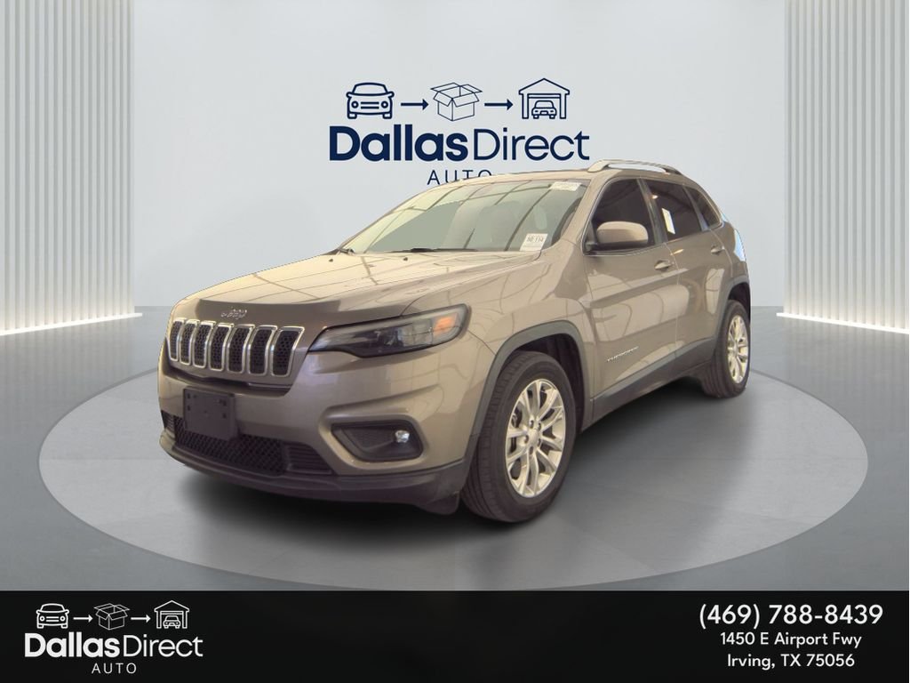 Used 2019 Light Brownstone Pearlcoat Jeep Latitude image 5