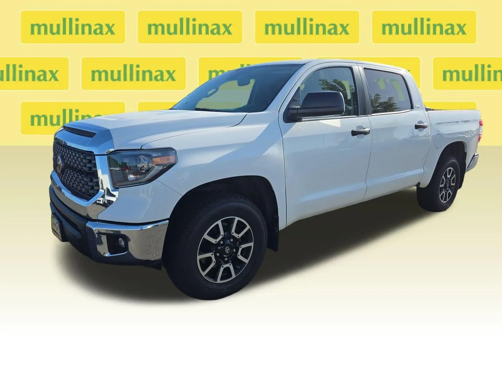 Used 2021 White Toyota SR5 image 14