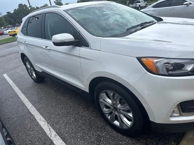 Used 2022 White Ford Titanium image 2