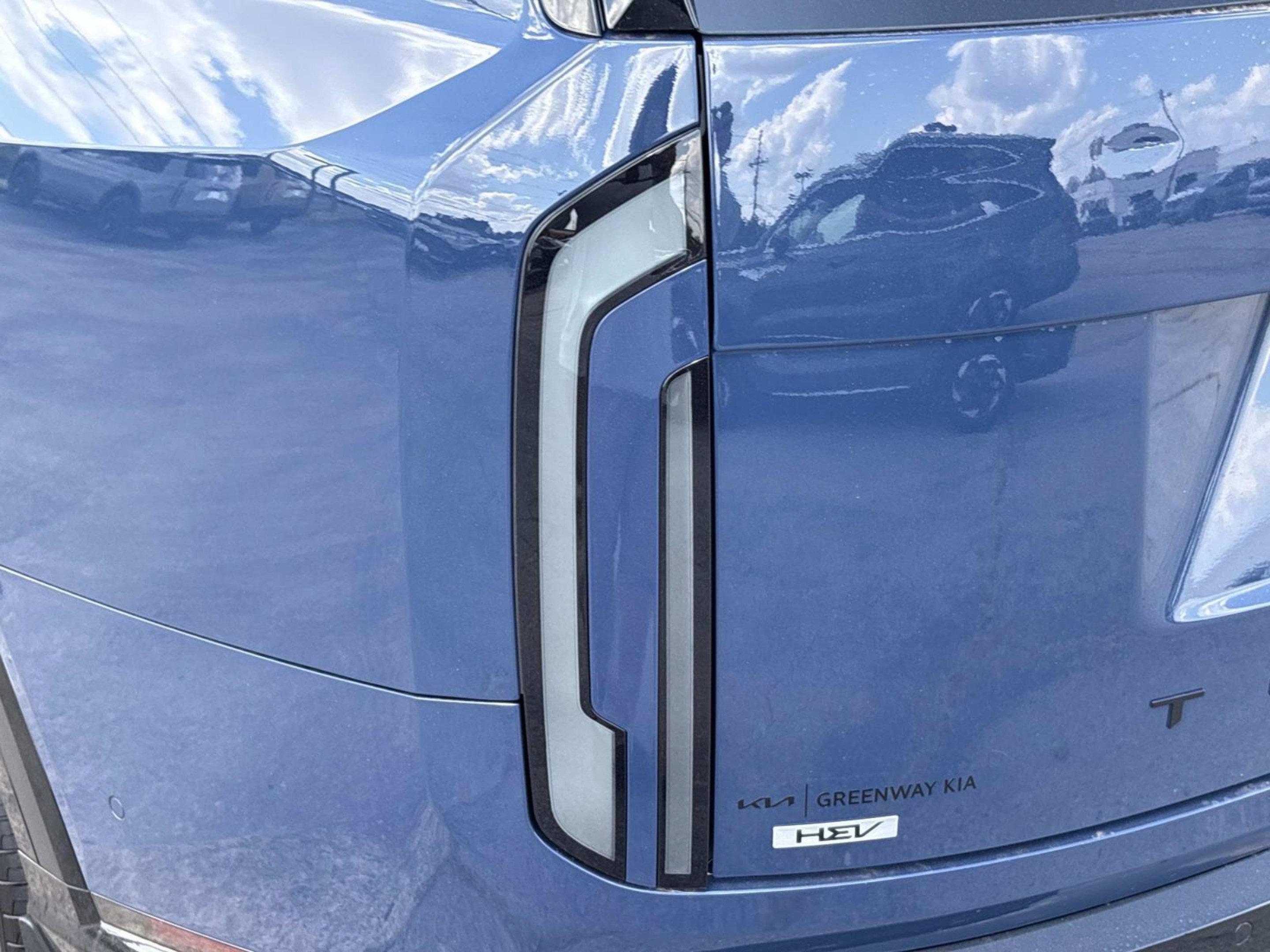New 2027 Midnight Lake Blue Kia X-Line SX image 33
