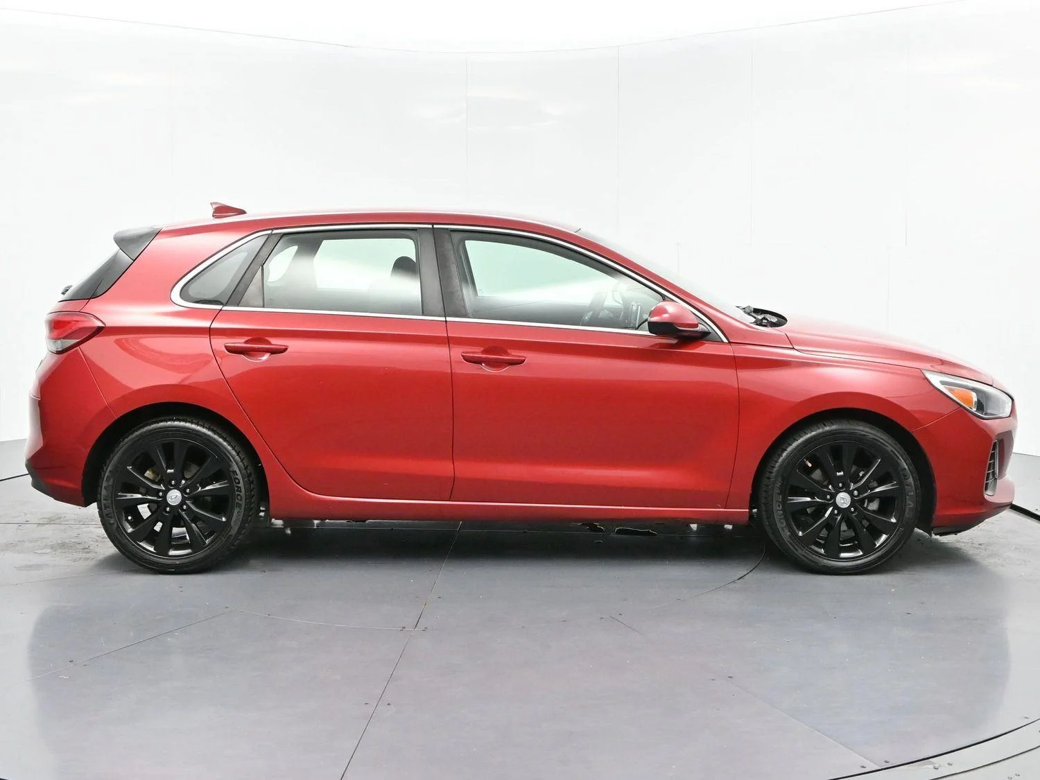 Used 2019 Scarlet Red Pearl Hyundai Auto image 8