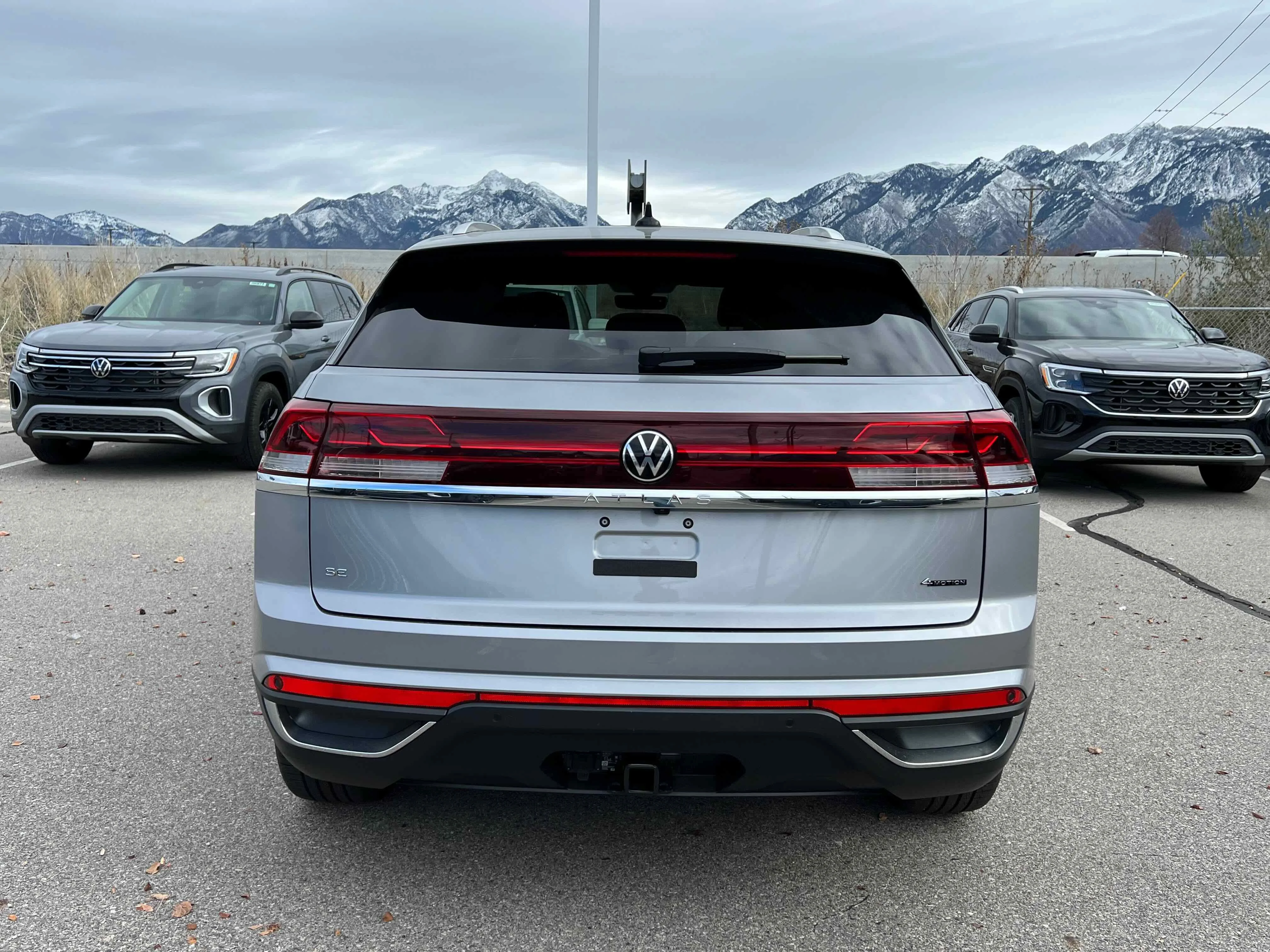 New 2026 Silver Mist Volkswagen 2.0T SE w/Technology image 10
