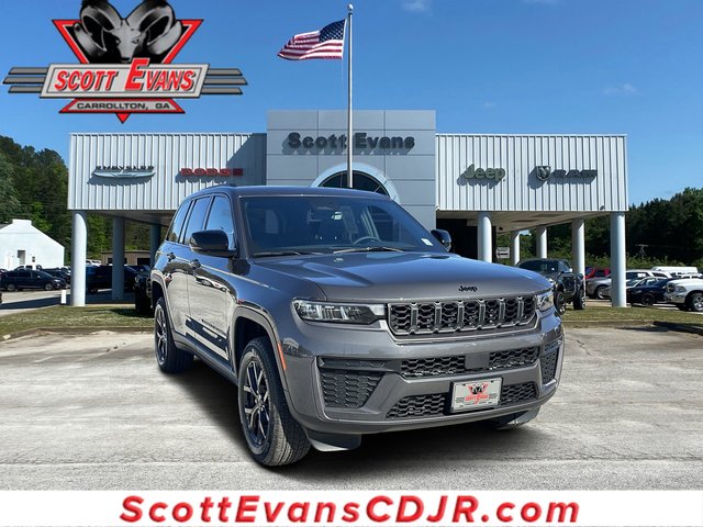 2026 Jeep Grand Cherokee Laredo Altitude