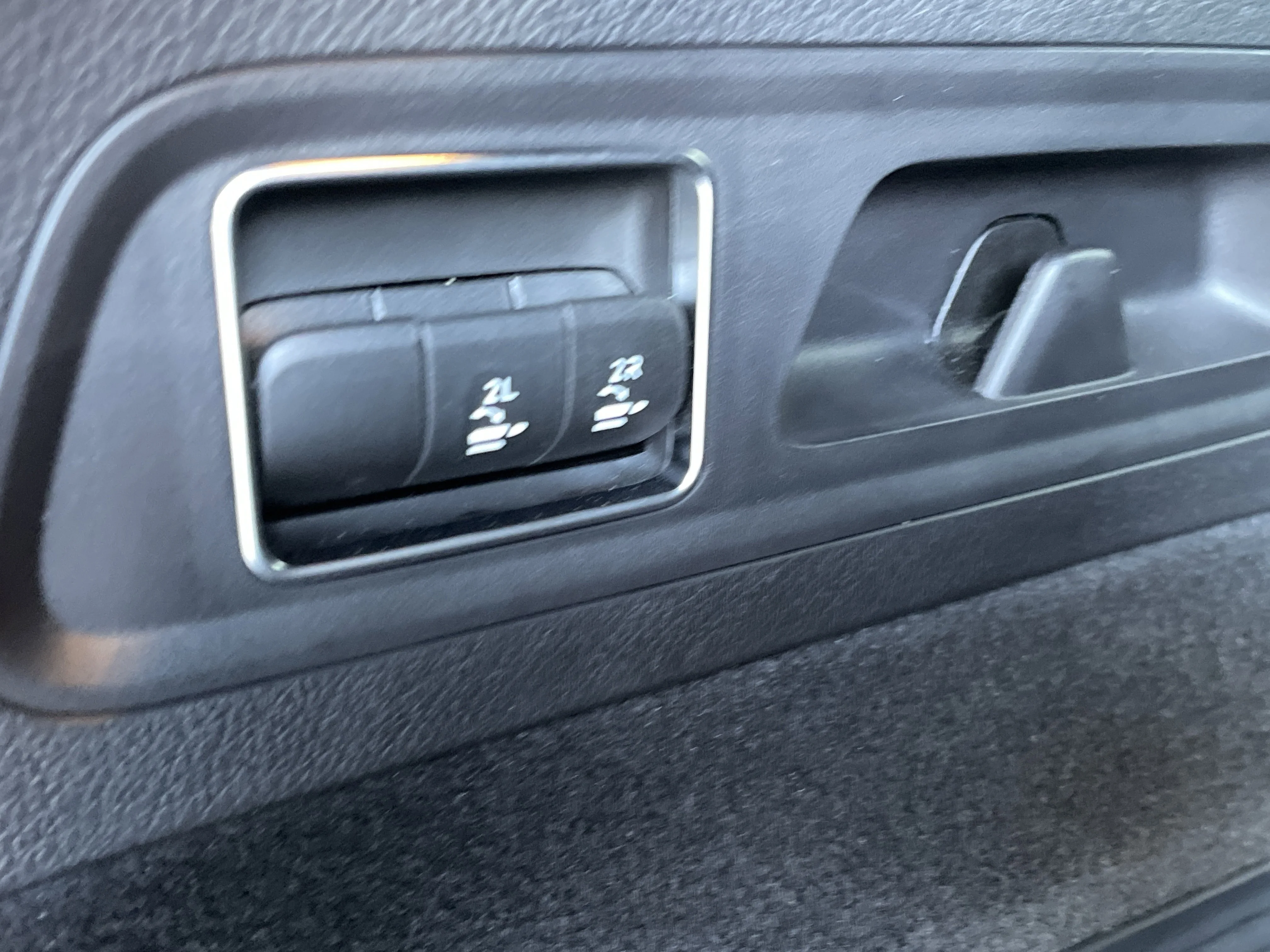 2025 Mercedes-Benz GLS Base - Photo 11