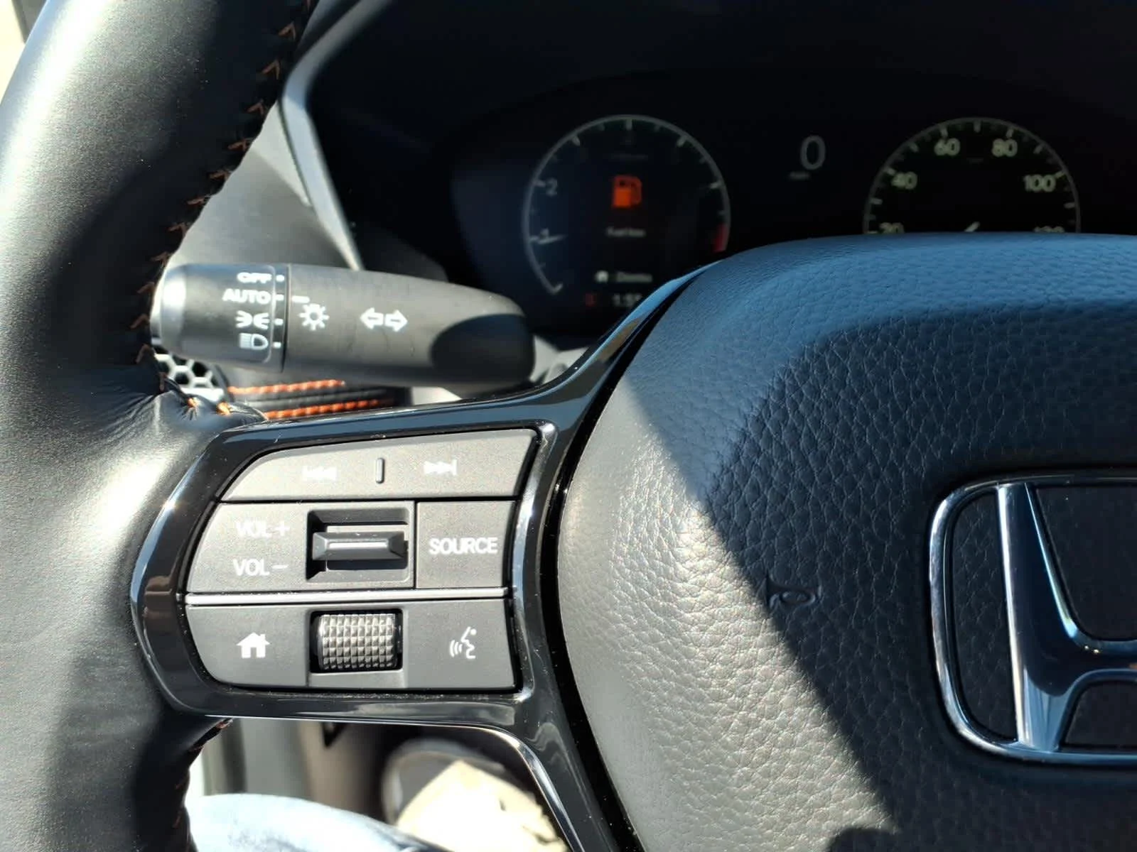 2025 Honda HR-V Sport - Photo 17