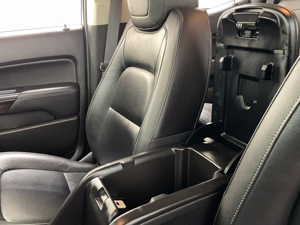 Used 2017 DARK SLATE METALLIC GMC 4WD SLT image 34