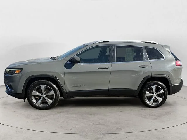 Used 2019 Sting-Gray Clearcoat Jeep Limited image 2