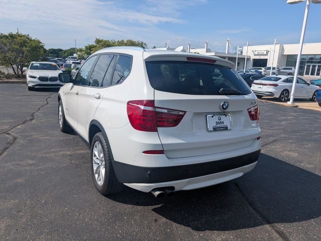 Used 2013 Alpine White BMW xDrive28i image 2