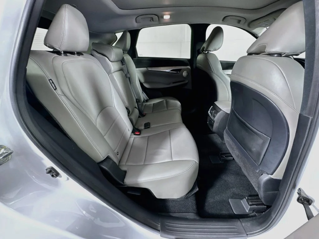 Certified Used 2023 White INFINITI Sensory image 38