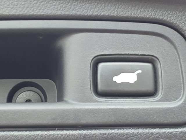 Used 2017 Lunar Silver Metallic Honda EX-L image 17