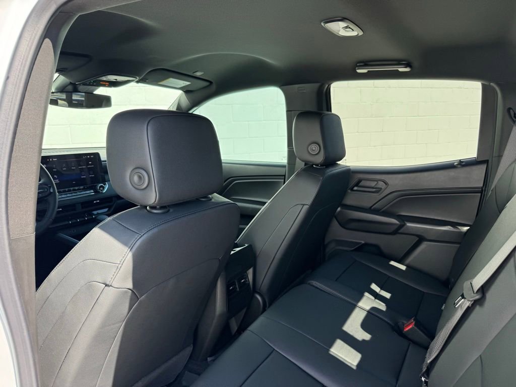 New 2026 Summit White Chevrolet Trail Boss image 21