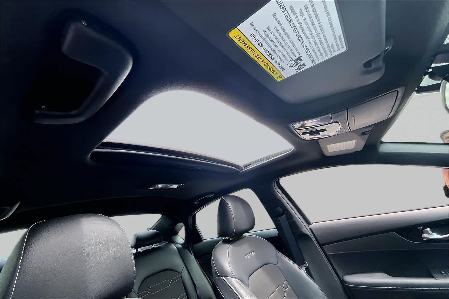 Used 2023 Gravity Gray Kia GT-Line image 14