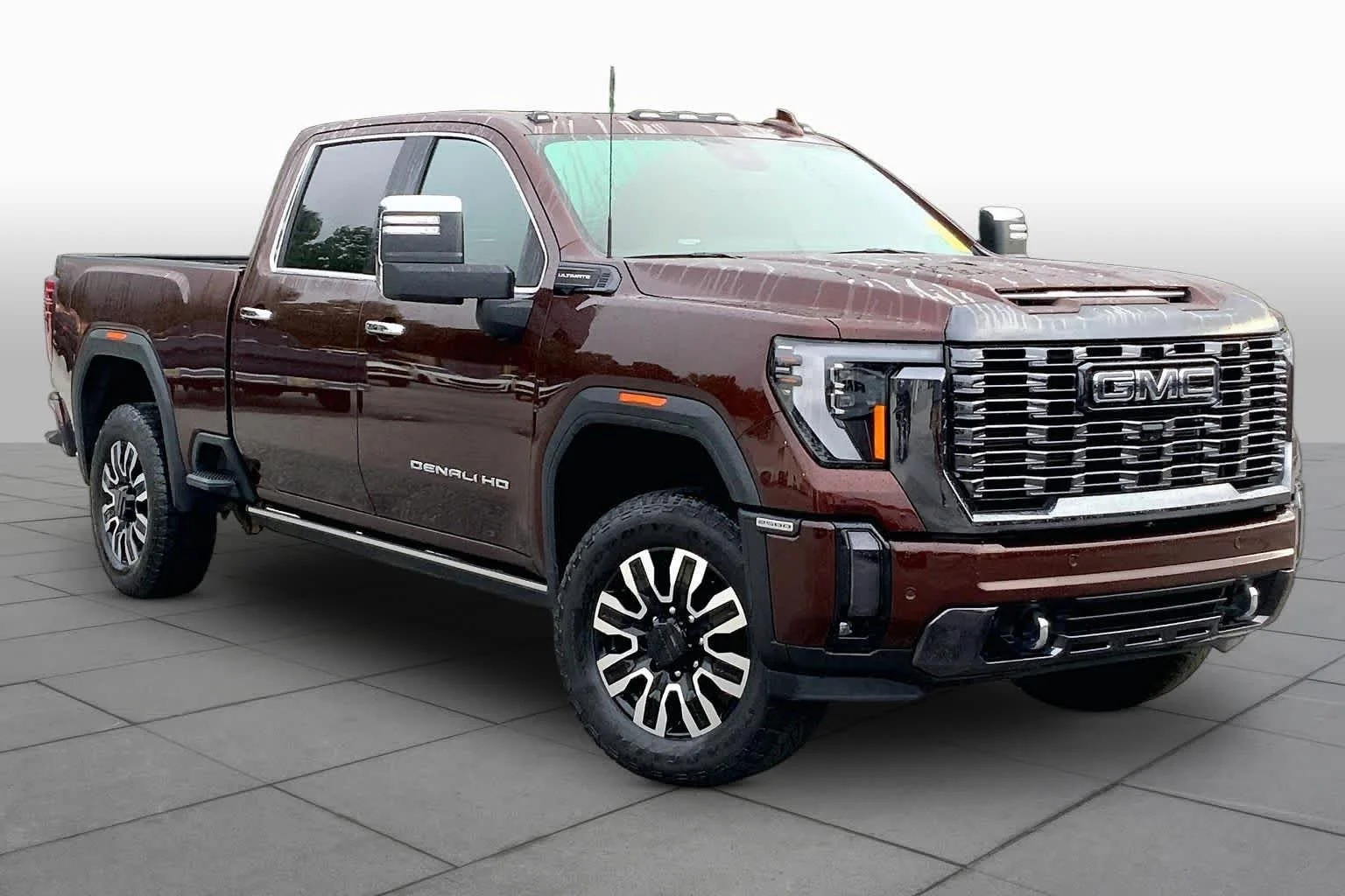 Used 2024 Redwood Metallic GMC Denali Ultimate image 3