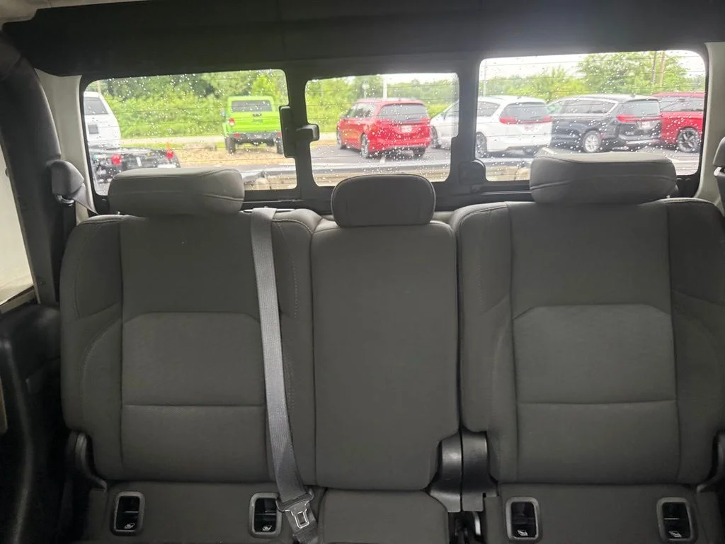 Used 2020 Green Jeep Overland image 38