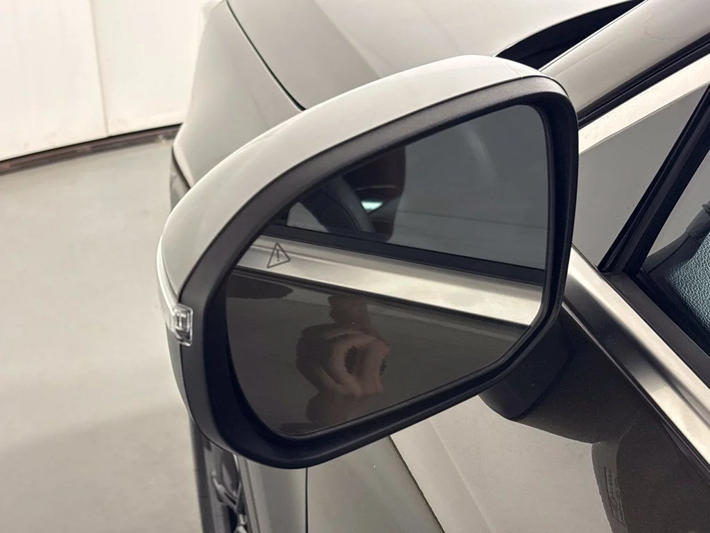 Used 2023 Green Kia EX image 14