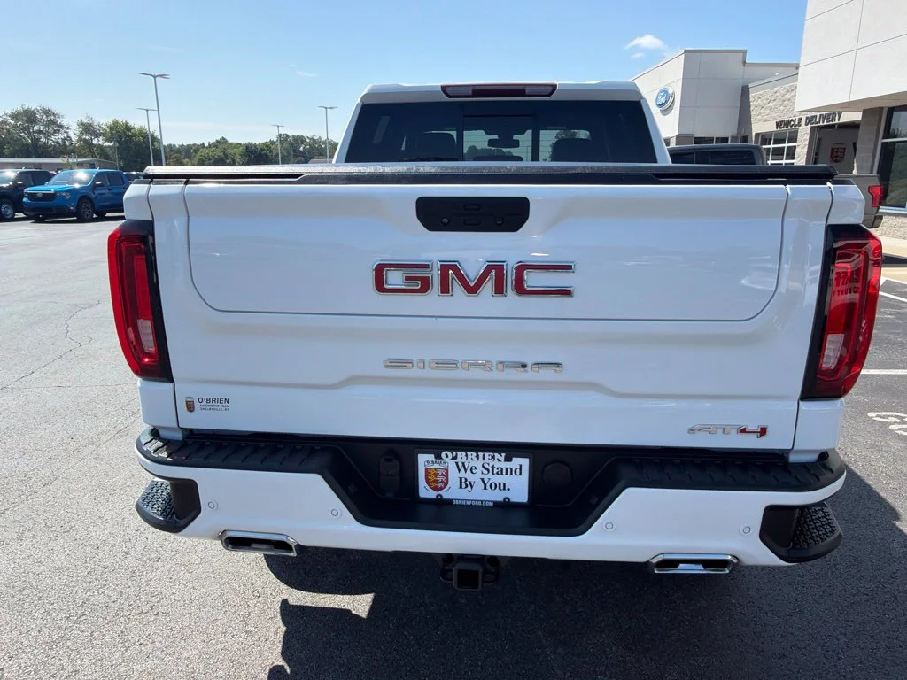 Used 2022 Summit White GMC AT4 image 4